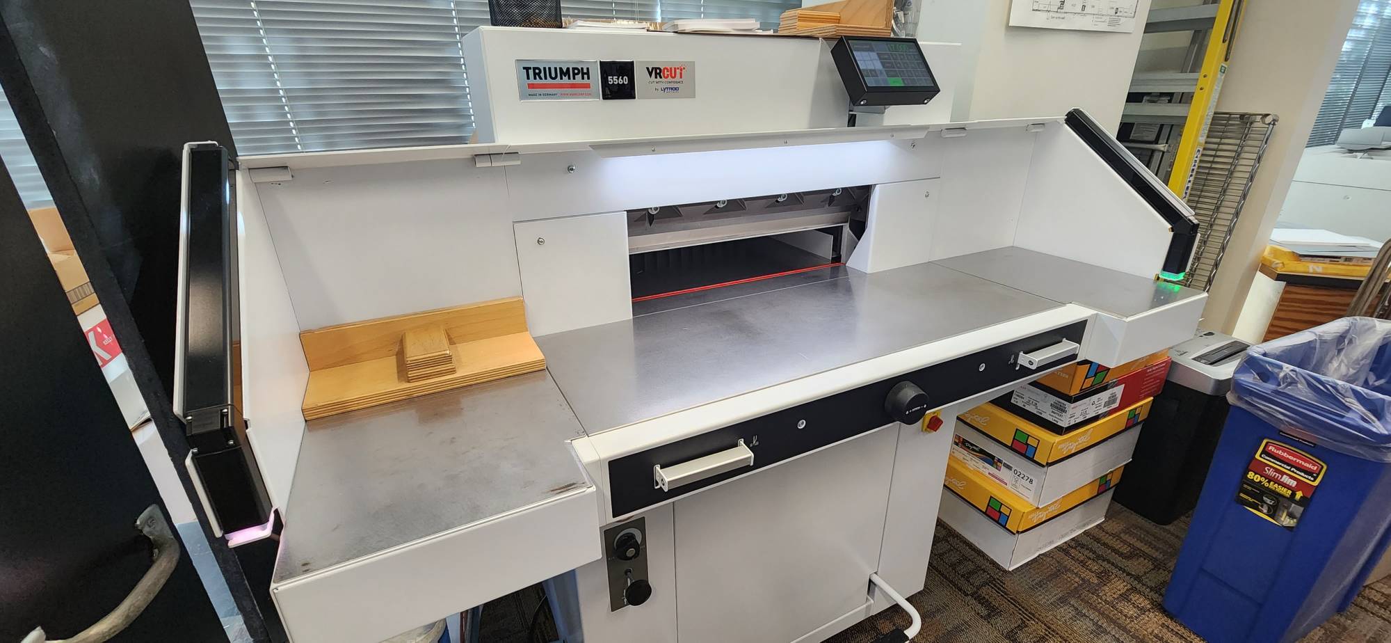 Triumph 5560 Cutter Front of Triumph 5560 Cutter